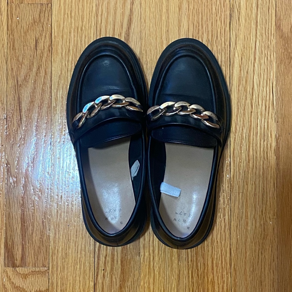 Black Loafers with Gold Chain Accent